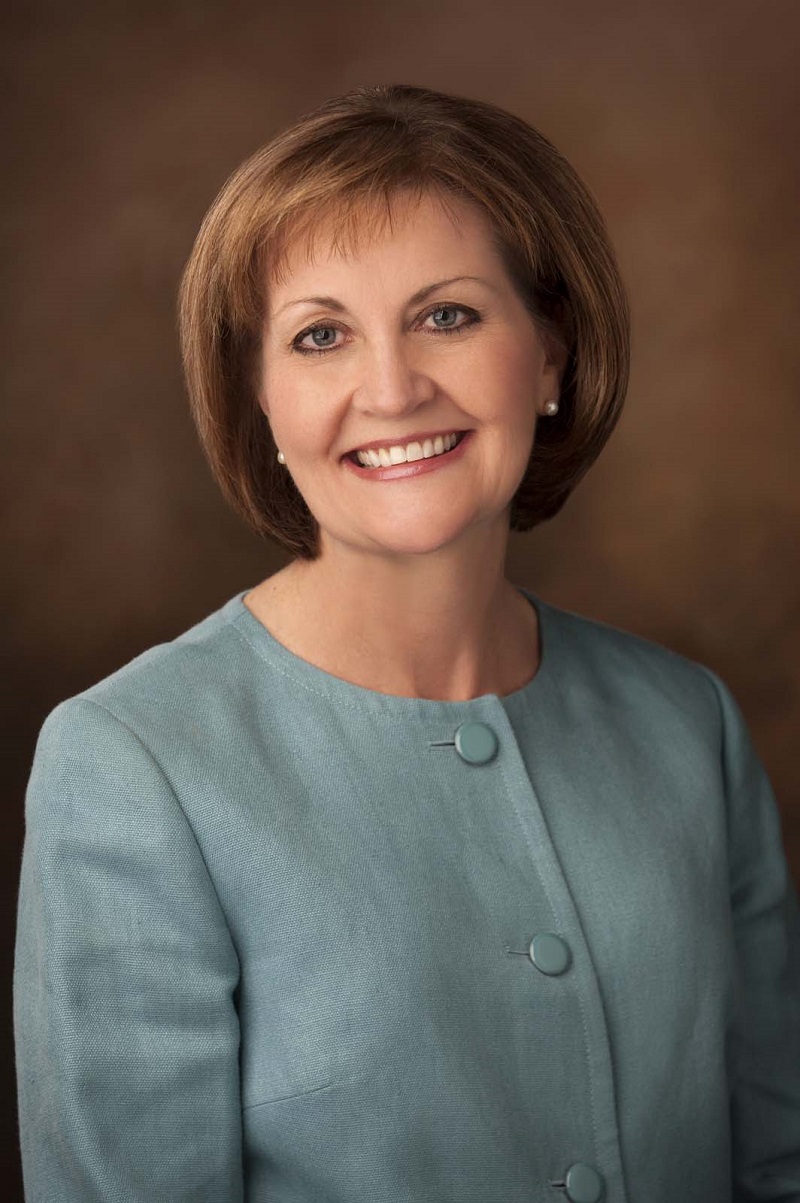 Fullsize image of Sis. Burton with warm eyes and a smile